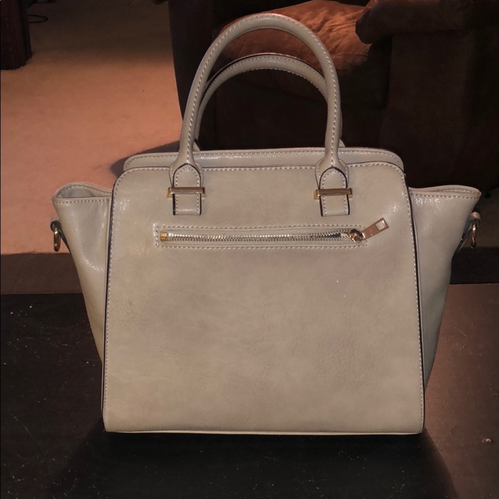 Tan Leather “Moda Luxe” Bag